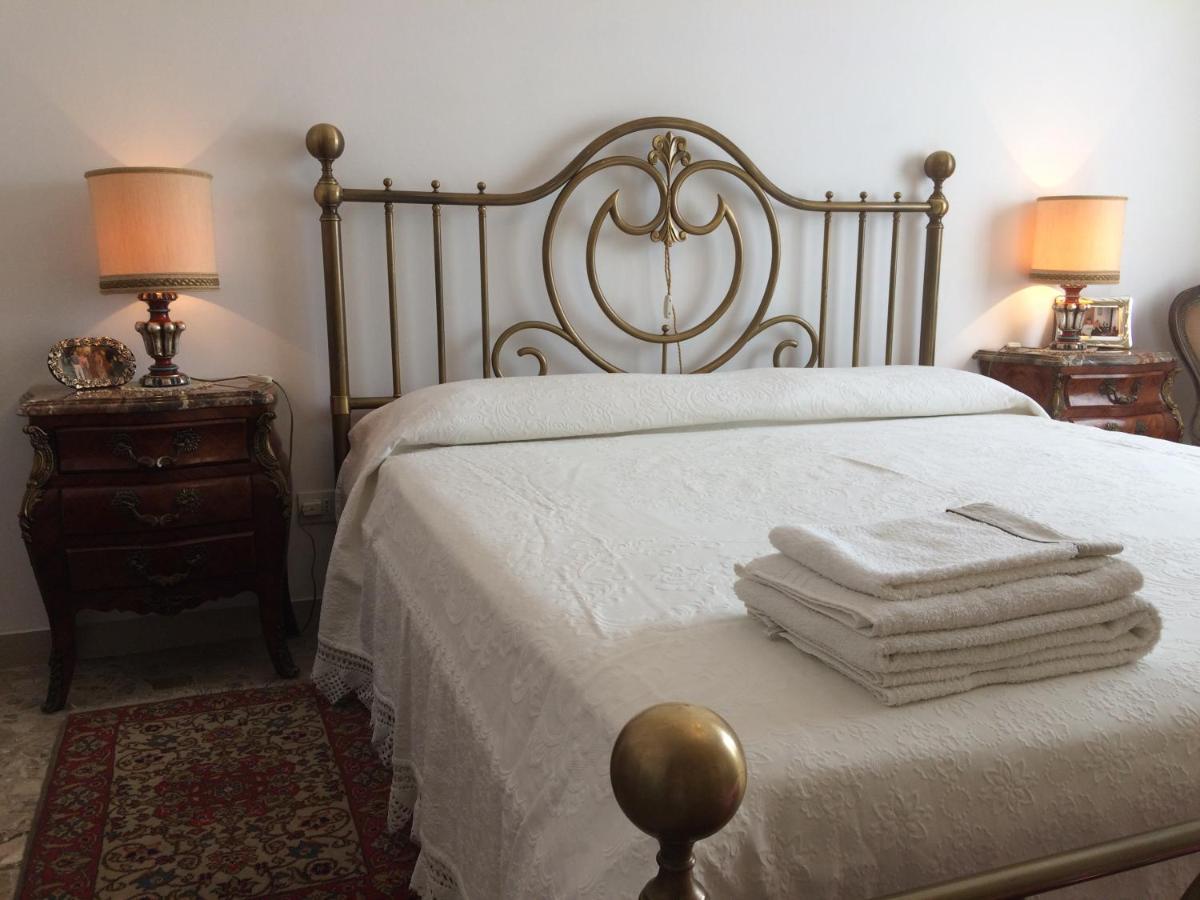 B&B Pergolesi เวโรนา ภายนอก รูปภาพ