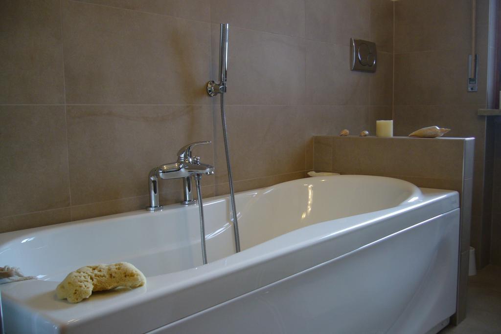 B&B Pergolesi เวโรนา ภายนอก รูปภาพ