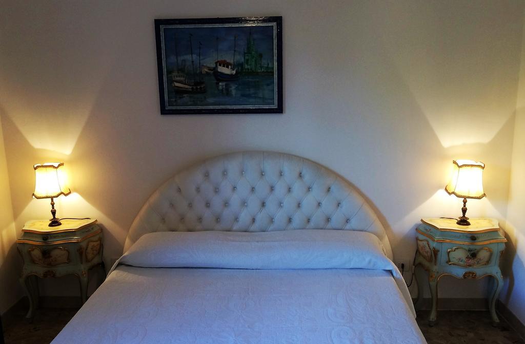 B&B Pergolesi เวโรนา ภายนอก รูปภาพ