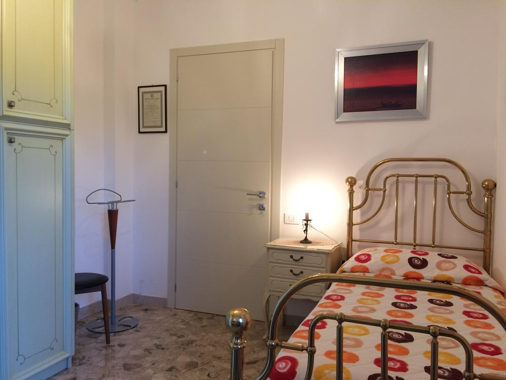 B&B Pergolesi เวโรนา ภายนอก รูปภาพ