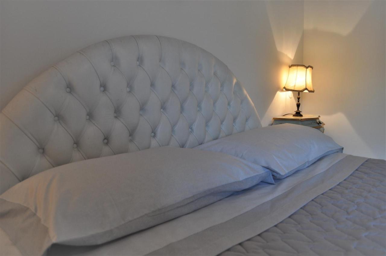 B&B Pergolesi เวโรนา ภายนอก รูปภาพ