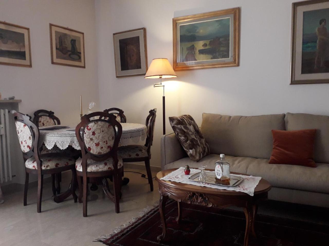 B&B Pergolesi เวโรนา ภายนอก รูปภาพ