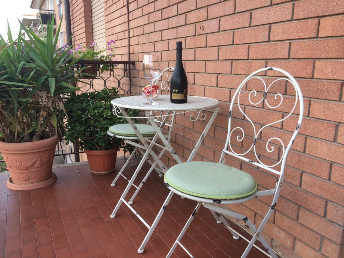 B&B Pergolesi เวโรนา ภายนอก รูปภาพ